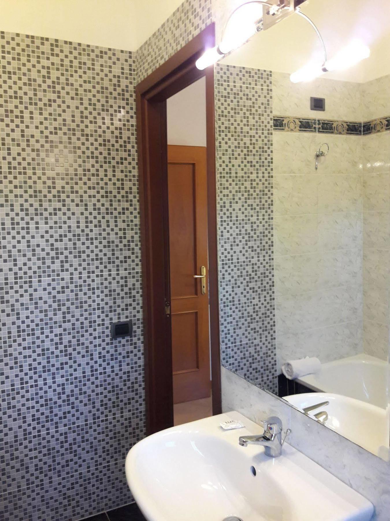 Nuova Fiera Apart. Ponte Galeria Εξωτερικό φωτογραφία